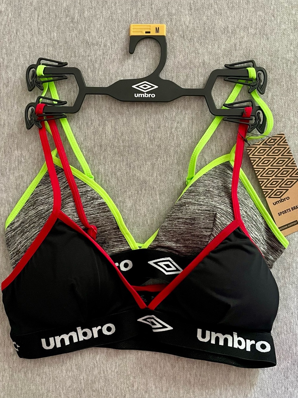 Umbro Women’s Size Medium Multicolored Sports Bra 2 Pack NWT